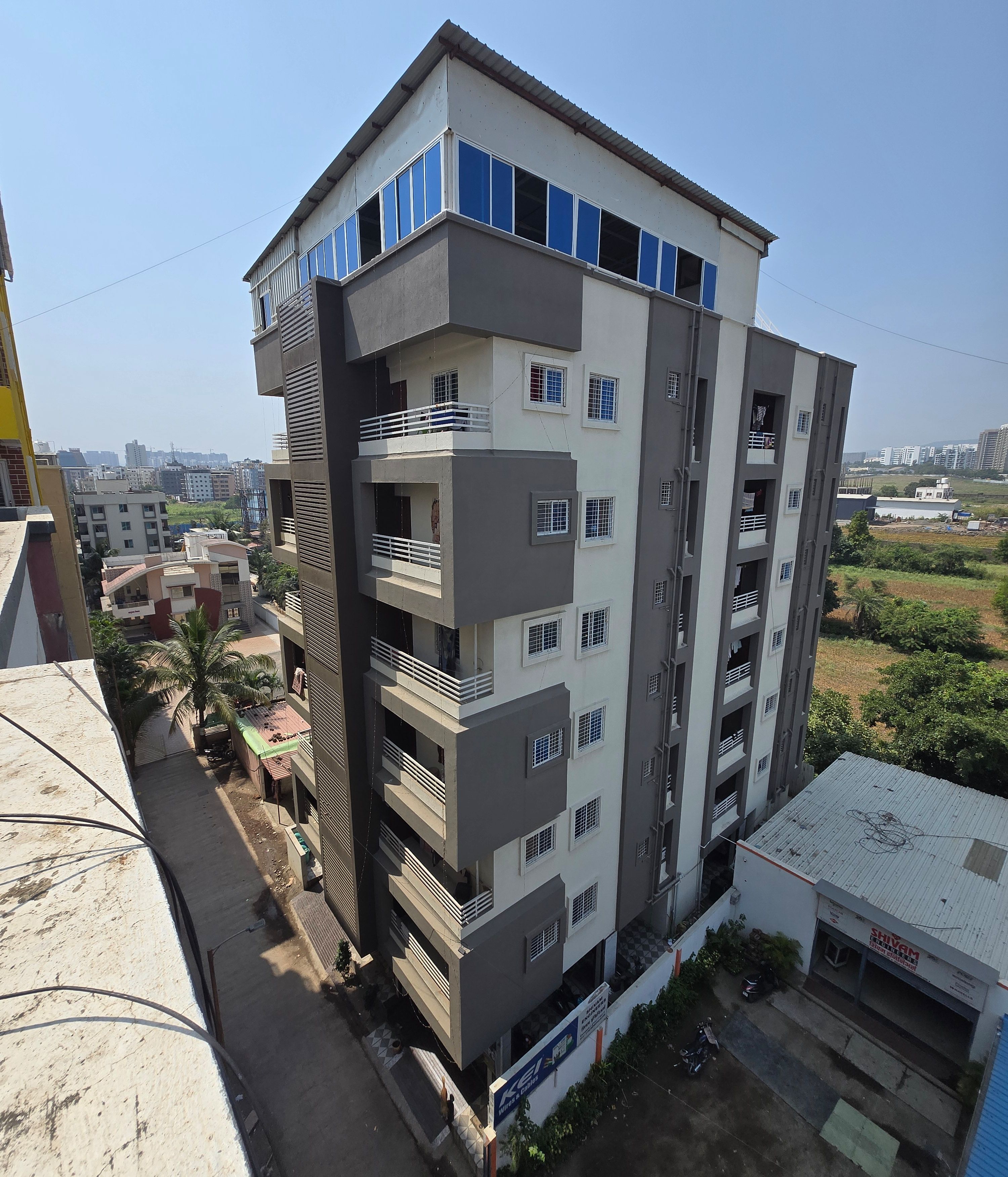 Sri lsr pg 1 - Co-ed PG in Pune